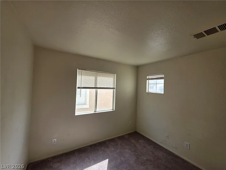 2506 Lady Elizabeth Ct — Photo 18