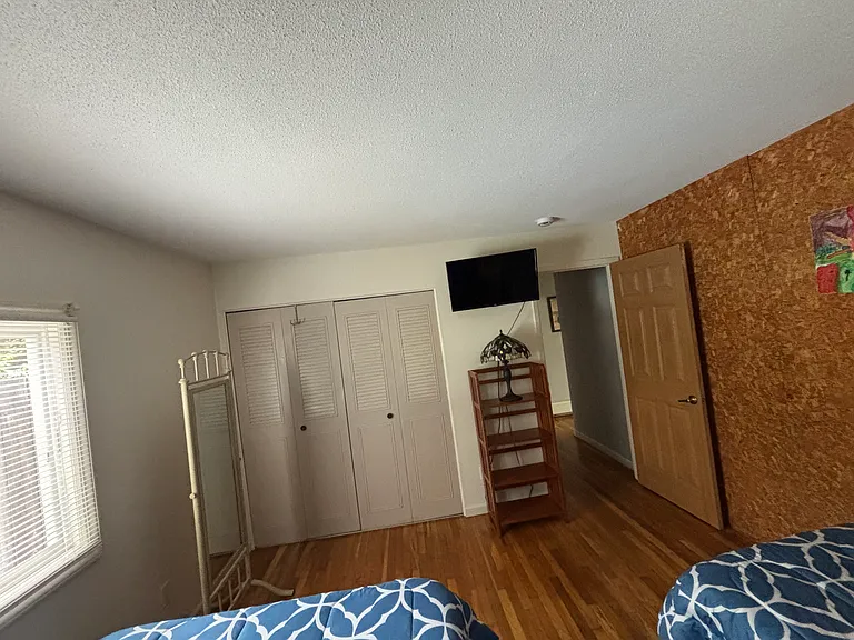 Columbine Ave S — Photo 12