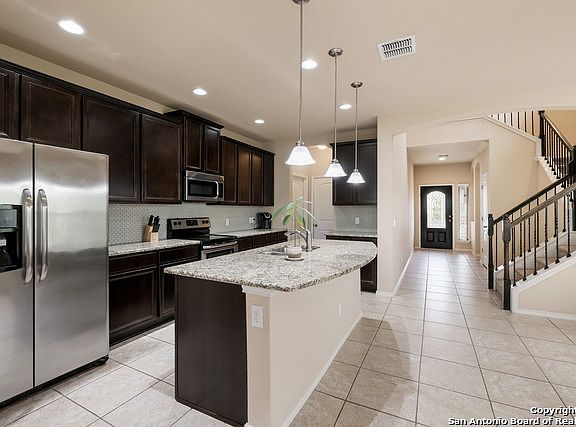 4th image of 3806 Manoway Bay