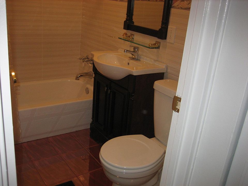 1st image of 26 Fieldstone Dr #2AA