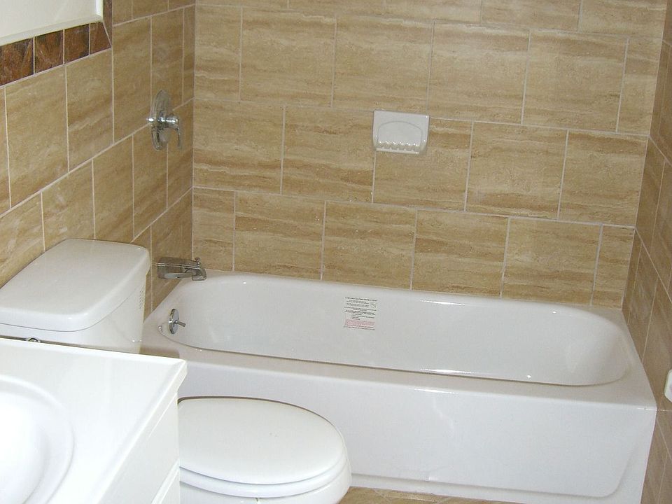 105 Warner Ave, Hempstead, NY 11550 Zillow