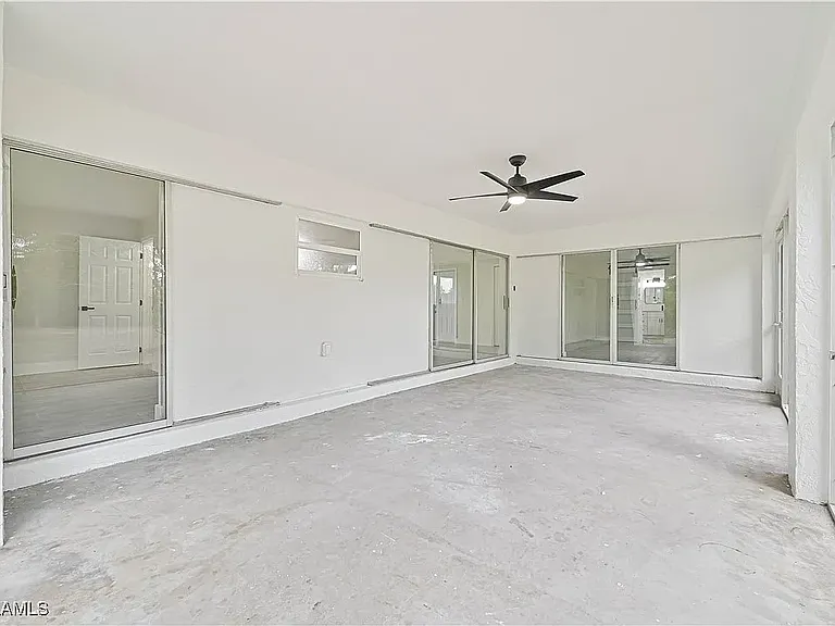 1608 Henry Ave — Photo 24
