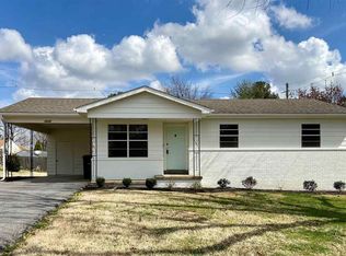 1310 Ramona Dr, Paducah, KY 42001