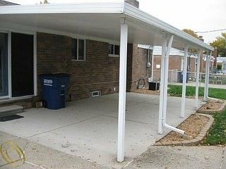 2nd image of 34059 Majestic St