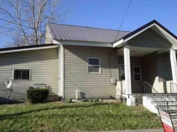 1512 Osceola Ave, Chariton, IA 50049