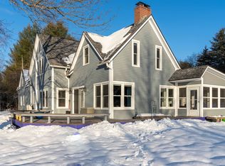 62 S Harvey Farm Rd, Waterbury Center, VT 05677