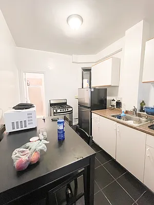 Rented by Urban Real Estate Inc | media 10