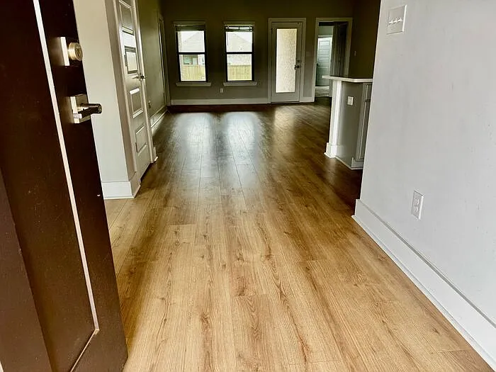 172 Shangrila Way — Photo 3