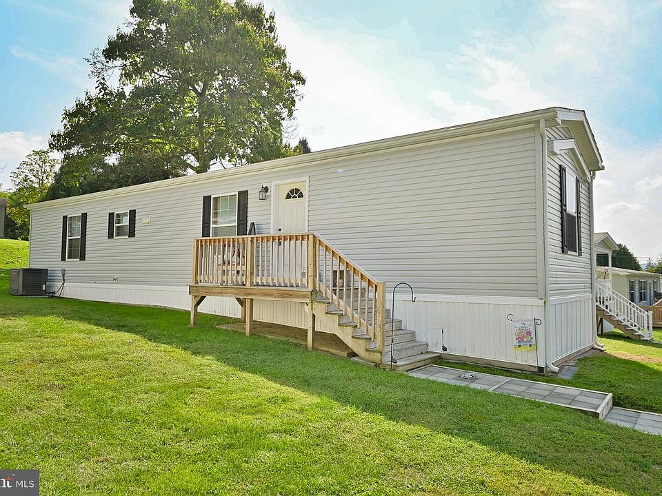 1st image of 3 Ponderosa Ln