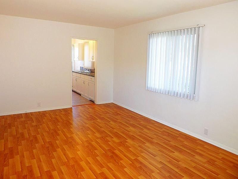 2nd image of 1329 N Edison Blvd
