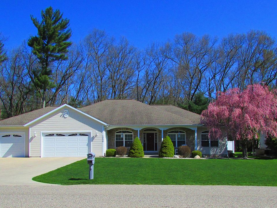 1st image of 1056 N Robinhood Dr