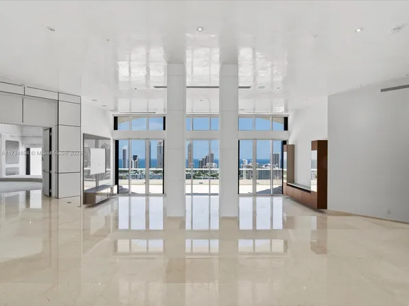 2600 Island Blvd Ph 3, Aventura, FL 33160