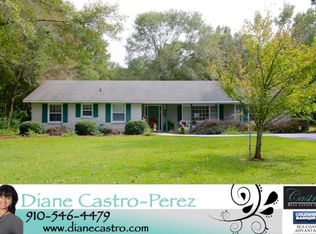 141 Skyline Dr, Maple Hill, NC 28454