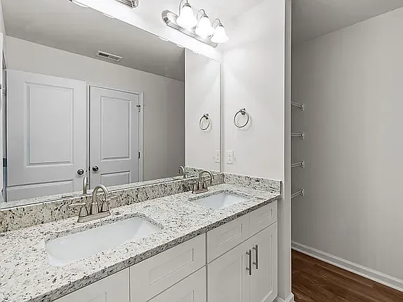 2514 Rolling Pines Ave #63 — Photo 11