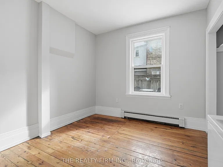 22 Victor St #2 — Photo 11