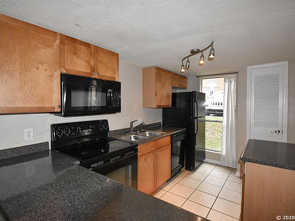 3rd image of 1810 NW 23rd Blvd APT 214