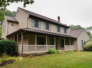 326 W Ridge Rd, Sunbury, PA 17801