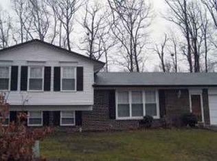 2260 Easton Ct, Waldorf, MD