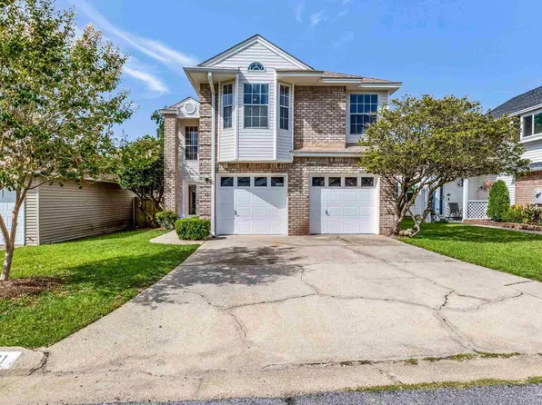 3511 Silvertree Ln, Pensacola, FL 32504