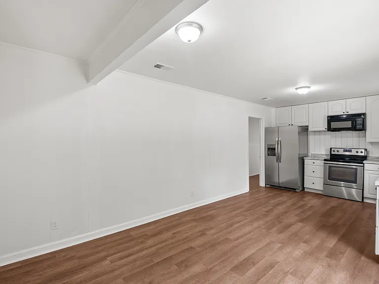 27 Bethune Ct — Photo 24
