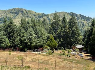 950 Powell Creek Rd, Redway, CA 95560
