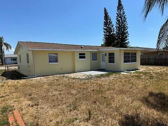 2nd image of 3235 Primrose Dr