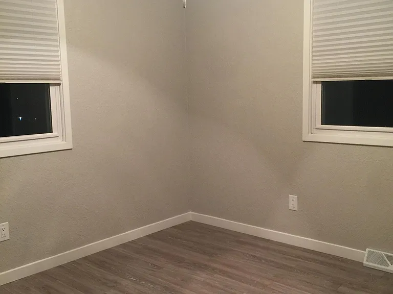 1210 Mount Loretta Ave — Photo 8