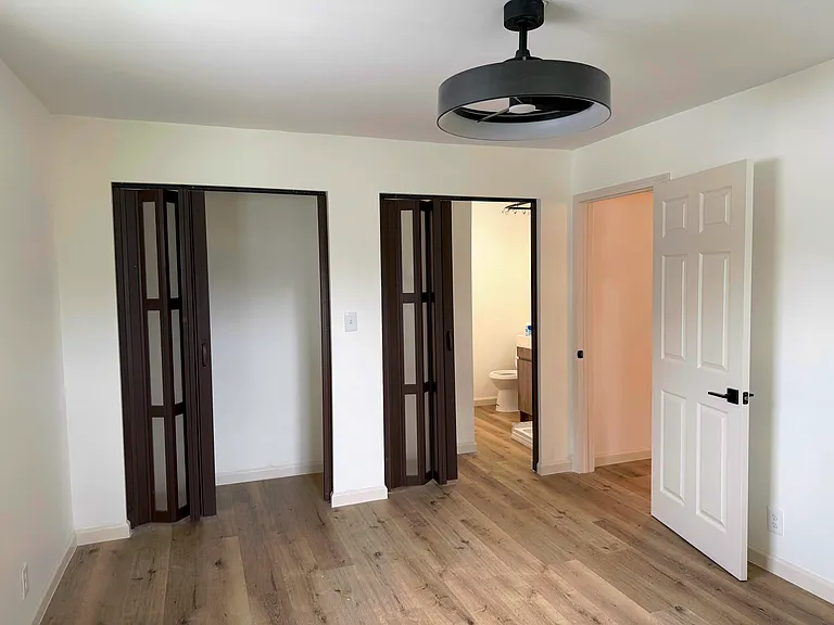 802 W Harvard St — Photo 15