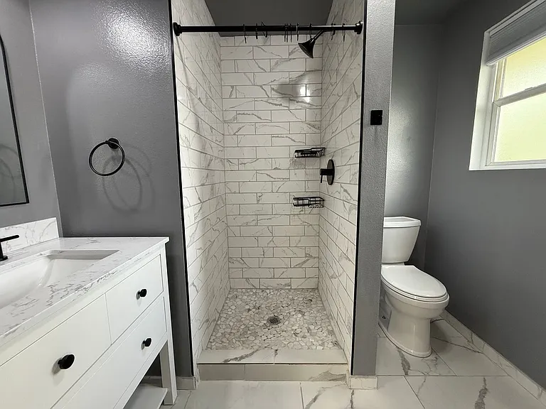 204 Hillcrest Dr — Photo 20