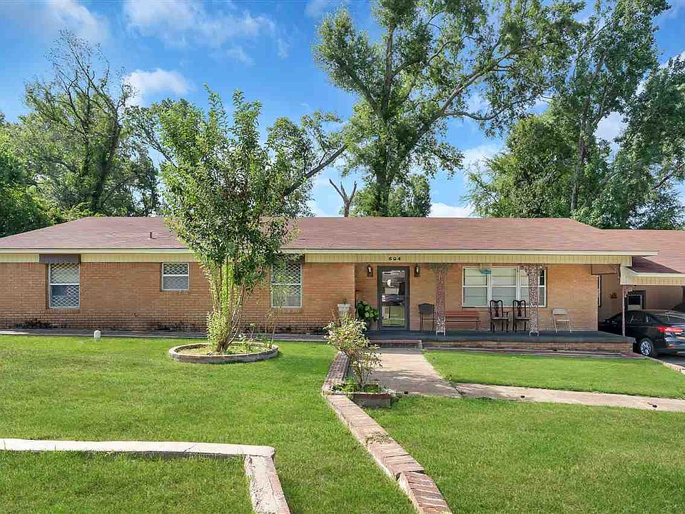 1st image of 604 Diane Dr