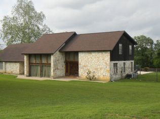 4660 E Us Hwy 90, Seguin, TX 78155