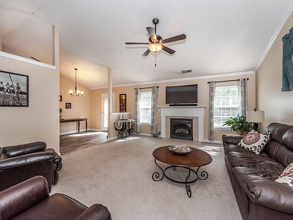 5th image of 1819 Baylor Dr