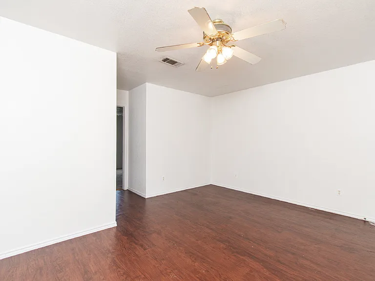 1114 Horizon Dr #C — Photo 4