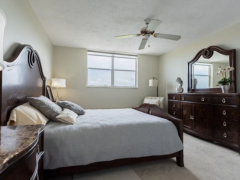 2811 Somerset Dr #412 — Photo 15
