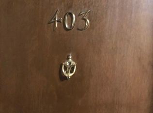 214 Circle Ave #403, Forest Park, IL 60130