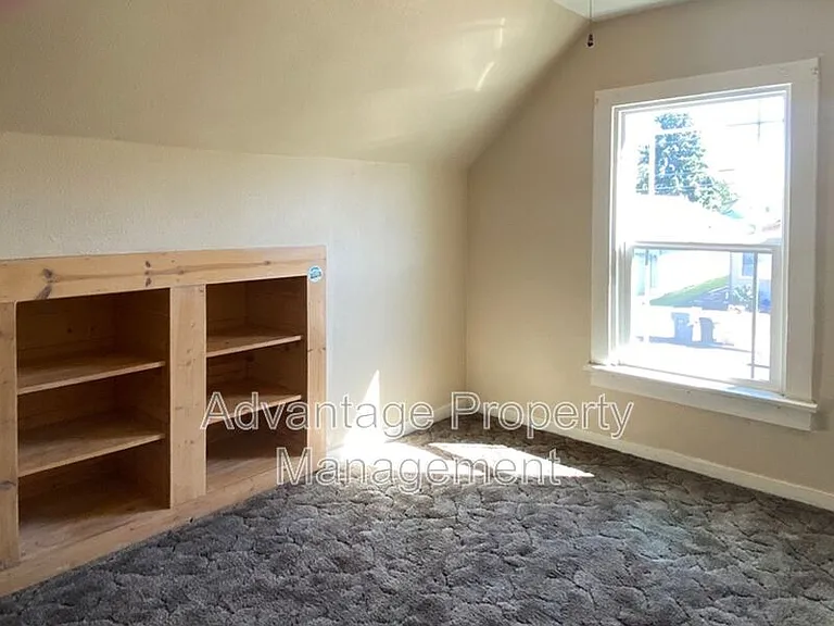 2613 NW Grant Ave #2 — Photo 11