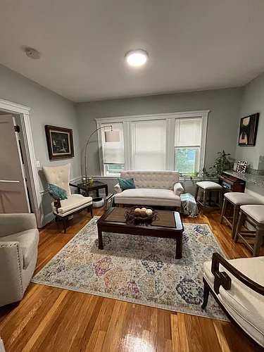 12 Verona St #2L Photo 1