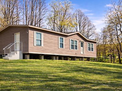 84 Thorne Dr, Rivesville, WV, 26588