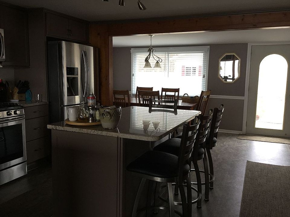 Kitchen -Dining Area