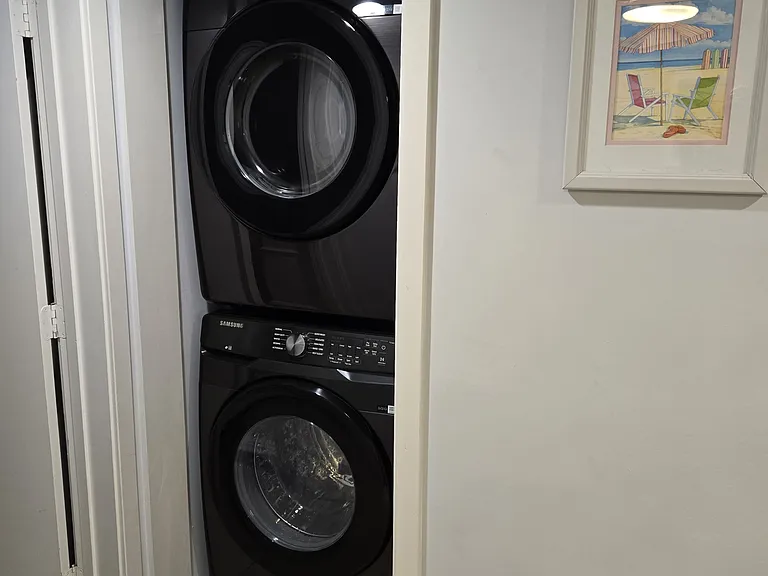 Full sized washer & dryer