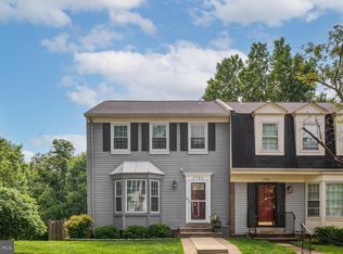 2783 Knollside Ln, Vienna, VA 22180
