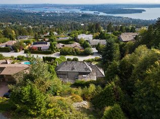 1565 Vinson Creek Rd, West Vancouver, BC V7S2Y4