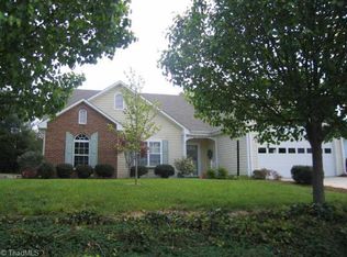 1613 Ammons Dr N, Clemmons, NC 27012