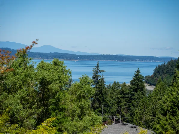 4321 SW Fletcher St, Seattle, WA 98136