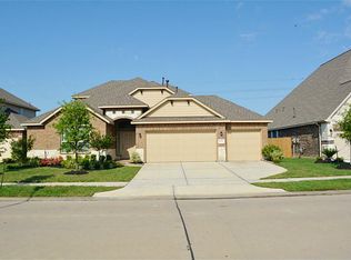 8711 Clemens Dr, Cypress, TX 77433