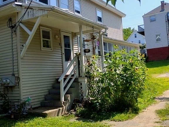 2nd image of 120-120 North St #R