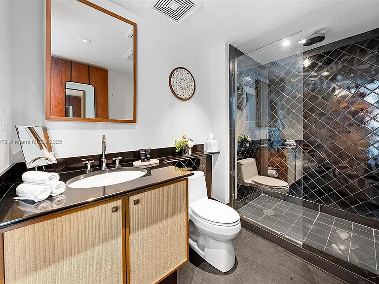 101 20th St #3803 — Photo 38