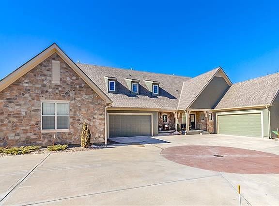 2nd image of 14803 Meadow Ln