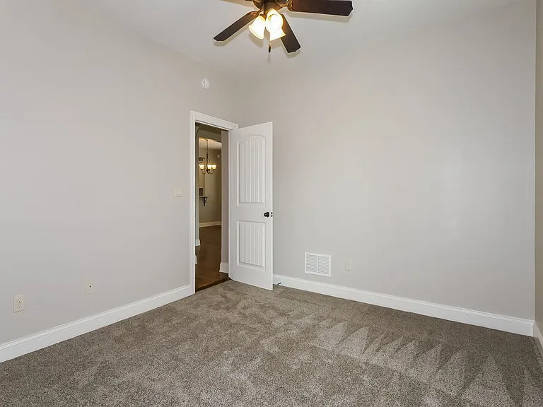 4694 W Dublin — Photo 15