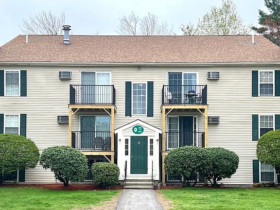 2nd image of 206 White Cedar Blvd #206